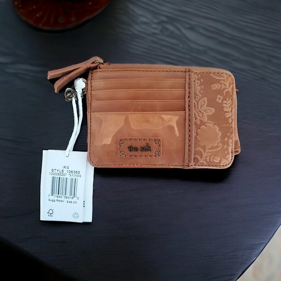 THE SAK Iris Slotted Card Wallet - Picture 5 of 6